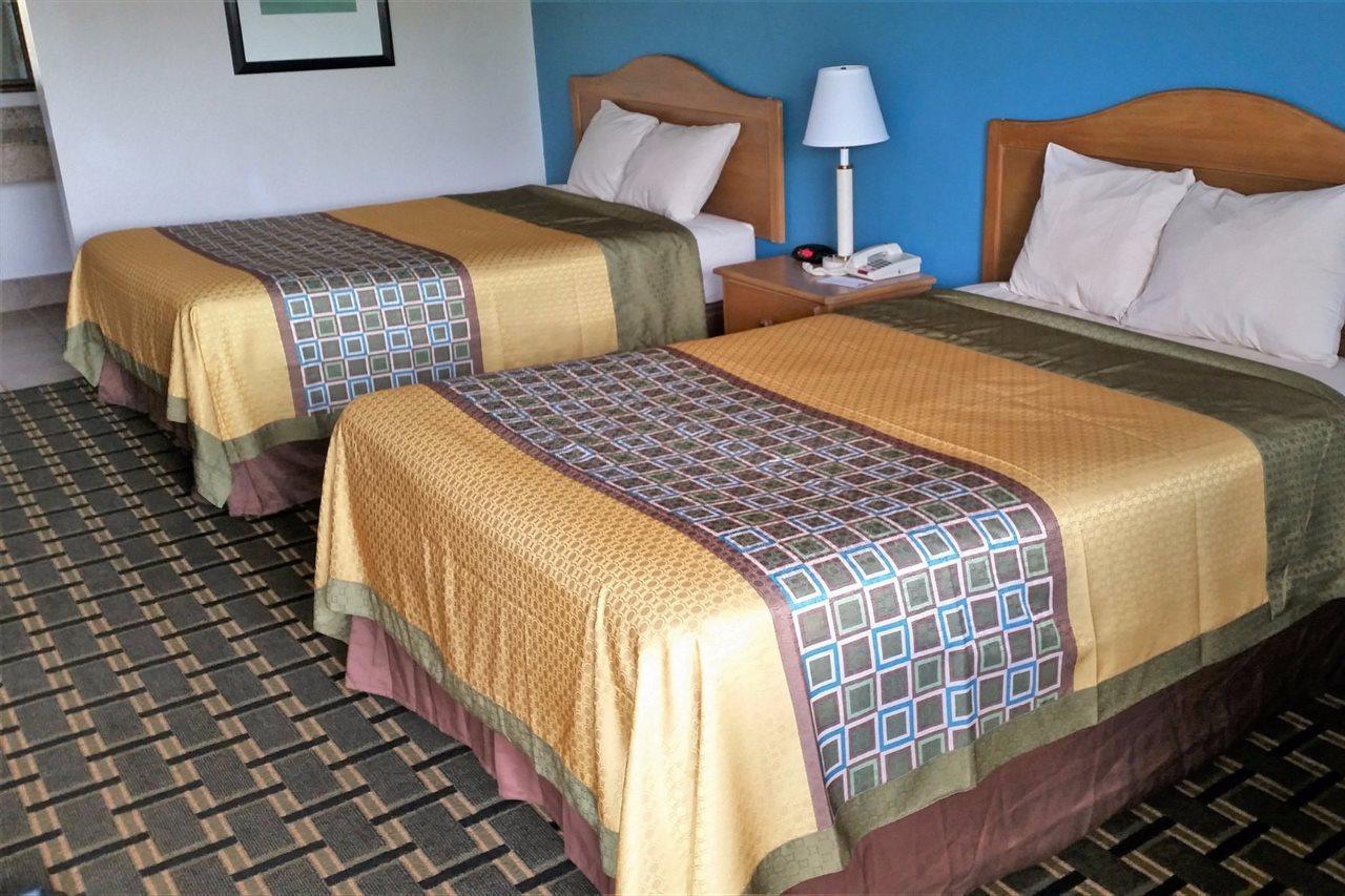 Americas Best Value Inn Elizabethtown Εξωτερικό φωτογραφία