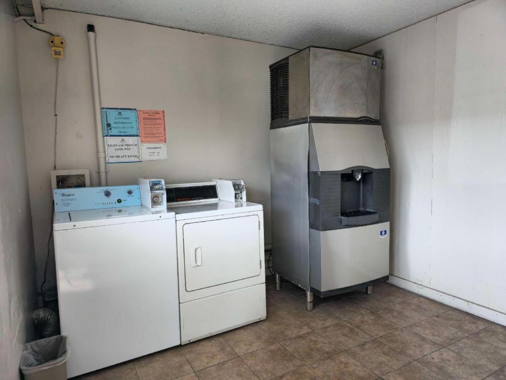 Americas Best Value Inn Elizabethtown Εξωτερικό φωτογραφία