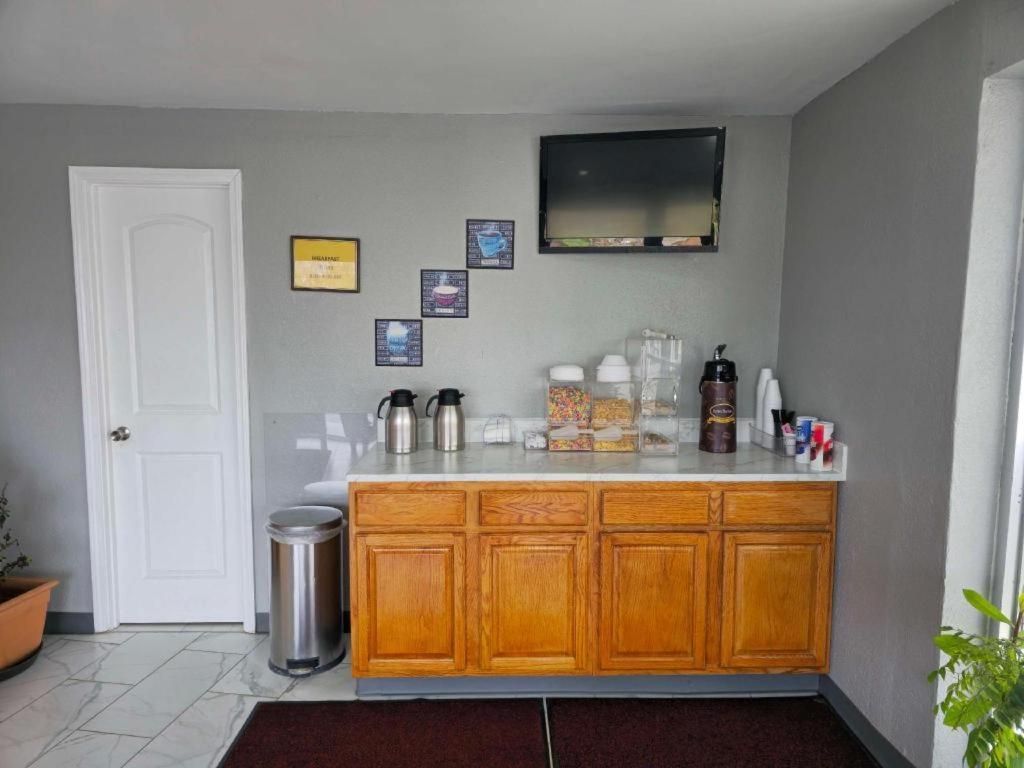 Americas Best Value Inn Elizabethtown Εξωτερικό φωτογραφία